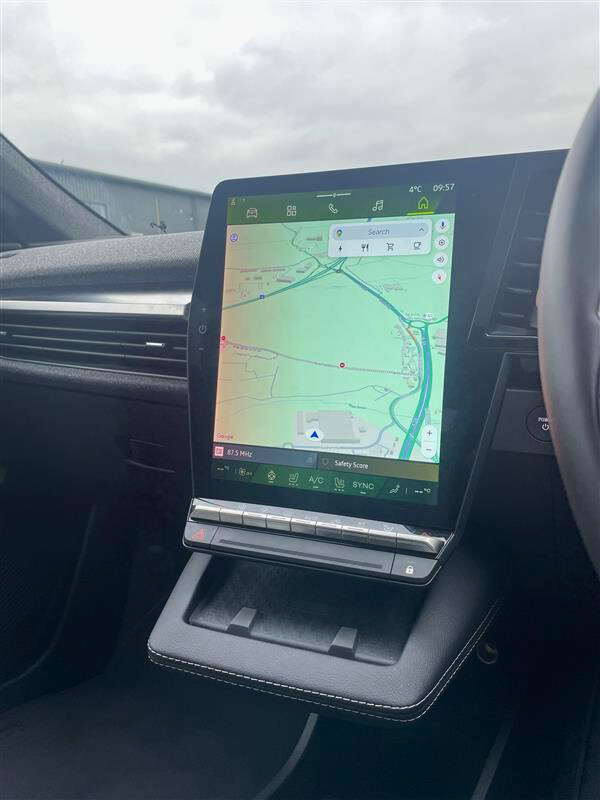 Renault Scenic E-Tech, Ionic 2025